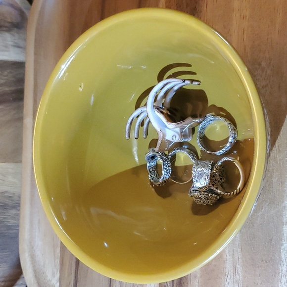 Ceramic Trinket or Snack Dish - Picture 2 of 4